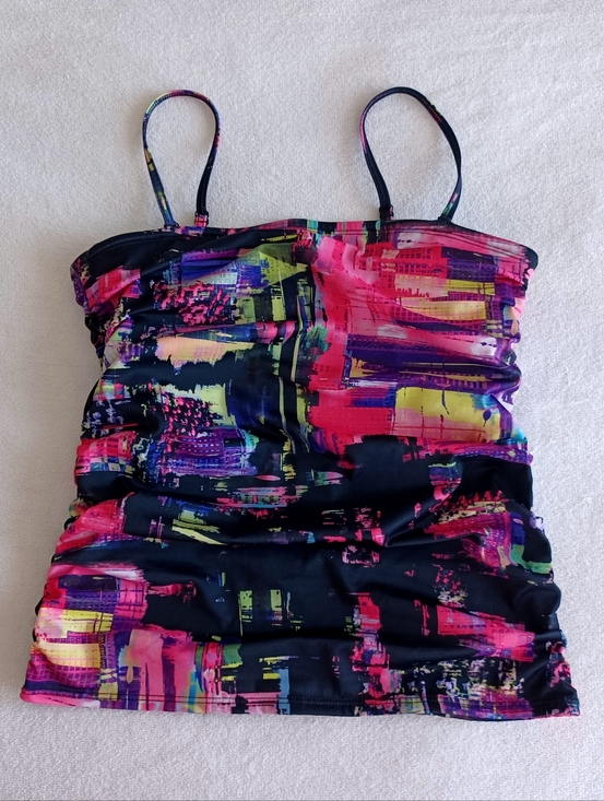 VENUS Other - VENUS Abstract Multi-Color Print Tankini Top, Size 8-10